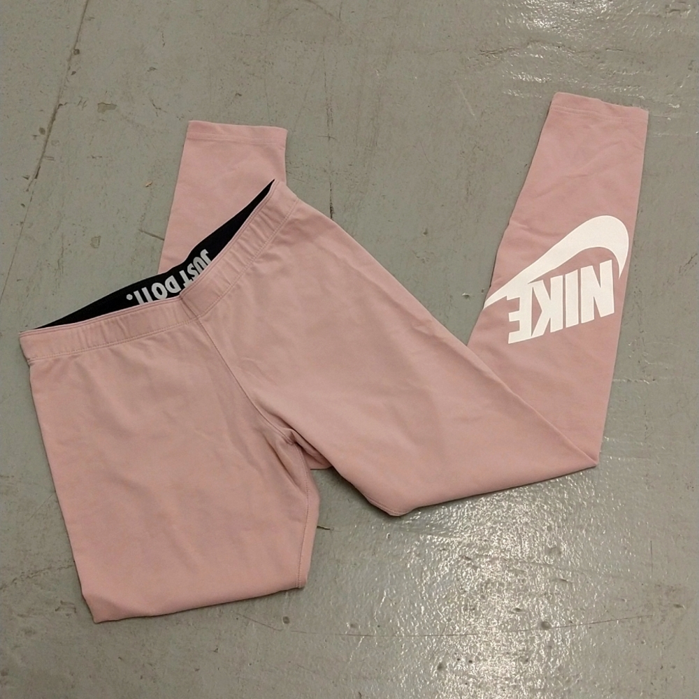 Nike pink leggings